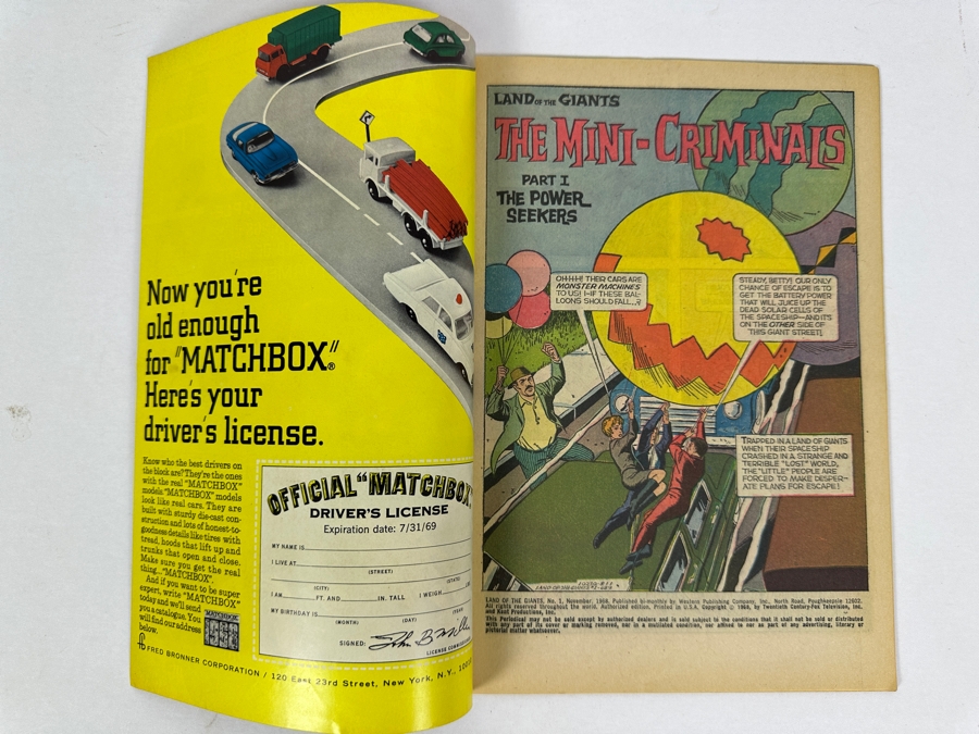 Vintage 1968 Gold Key Western Publishing Co Land Of The Giants #1 Comic Book [Photo 7]