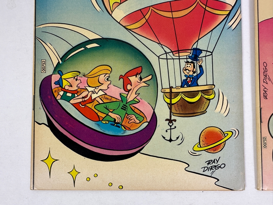 Vintage 1972 Charlton Comics The Jetsons Vol. 3, #10 & 1973 Vol. 4, #16 Comic Books [Photo 3]