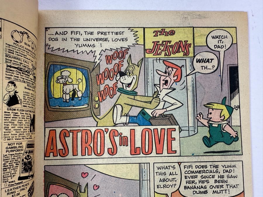 Vintage 1972 Charlton Comics The Jetsons Vol. 3, #10 & 1973 Vol. 4, #16 Comic Books [Photo 12]