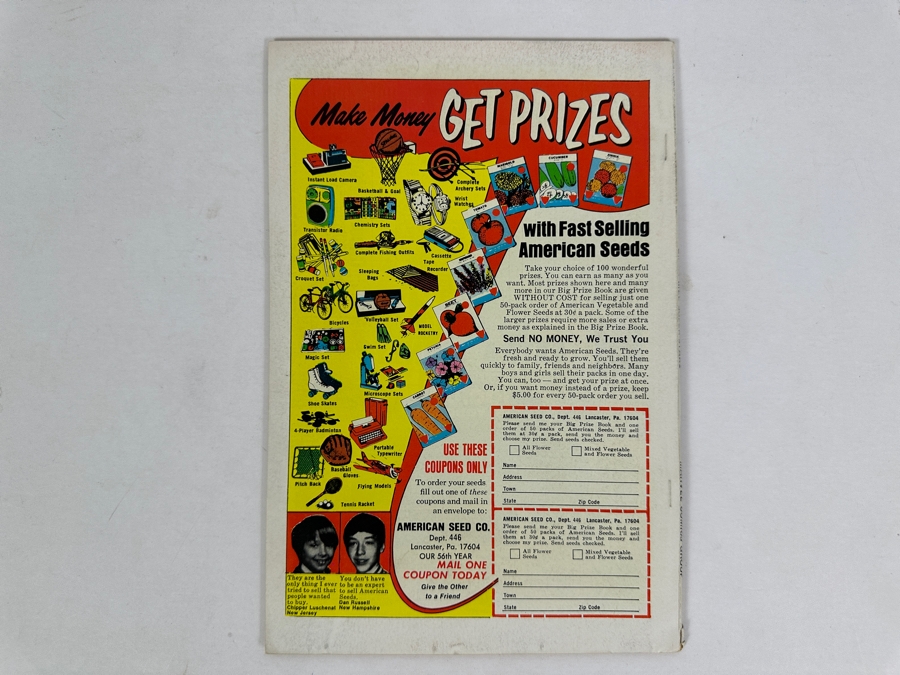 Vintage 1974 Marvel Comics Giant-Size Super-Stars Featuring: Fantastic Four Thing vs. Hulk #1 Comic Book [Photo 2]