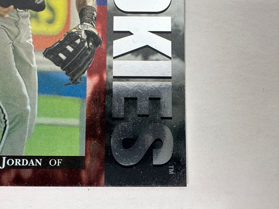 Limited Edition 1995 Upper Deck Oversized Michael Jordan Chicago White Sox Rookie Baseball Card Numbered 41,589 Of 45,000 [Photo 4]