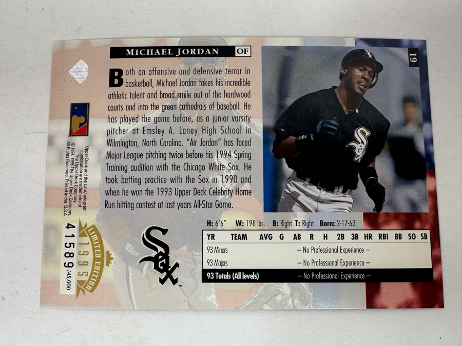 Limited Edition 1995 Upper Deck Oversized Michael Jordan Chicago White Sox Rookie Baseball Card Numbered 41,589 Of 45,000 [Photo 7]
