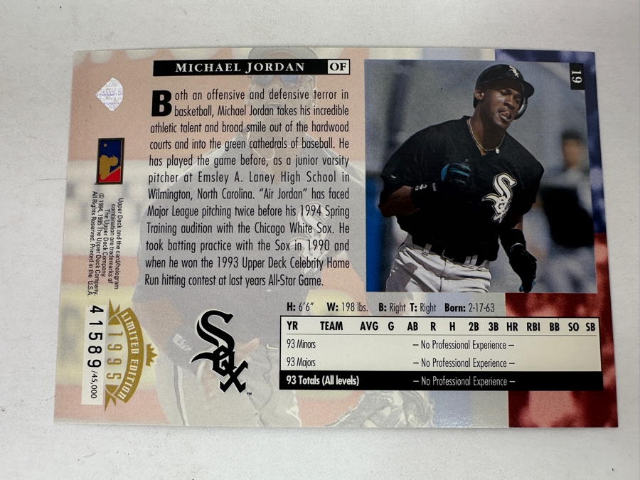 Limited Edition 1995 Upper Deck Oversized Michael Jordan Chicago White Sox Rookie Baseball Card Numbered 41,589 Of 45,000 [Photo 6]