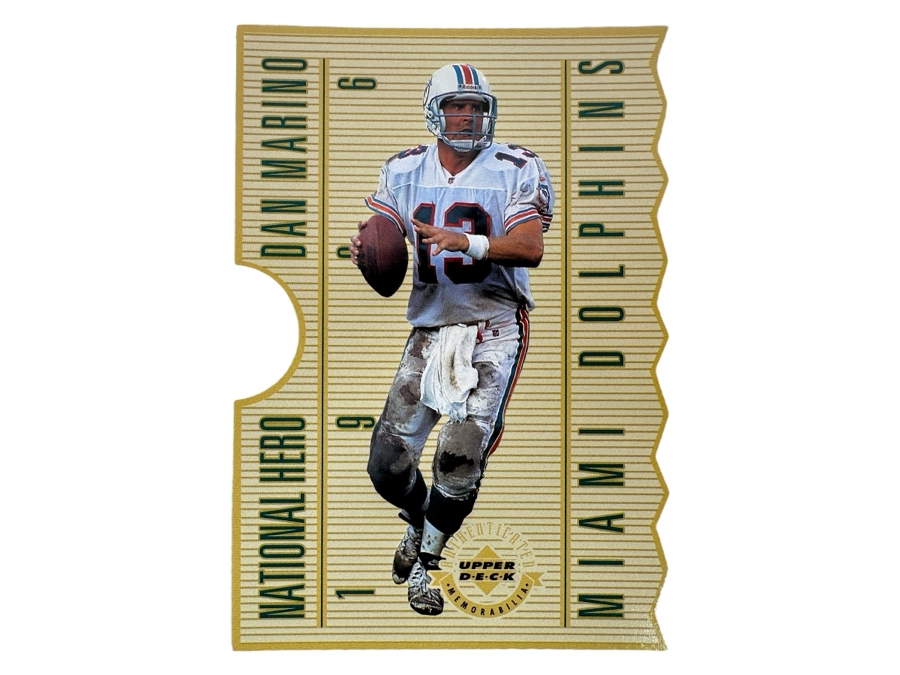 Limited Edition 1996 Upper Deck Oversized Dan Marino Miami Dolphins Football Card Numbered 4,243 Of 5,000 [Photo 1]
