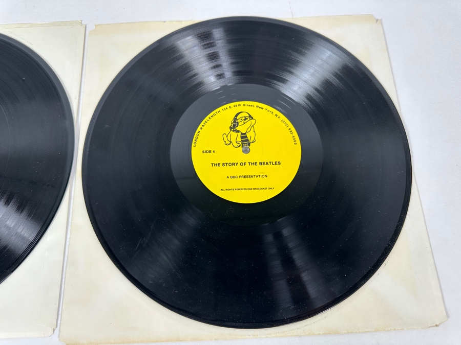 Rare London Wavelength BBC Presentation 'The Story Of The Beatles' 2 X Vinyl Records [Photo 8]