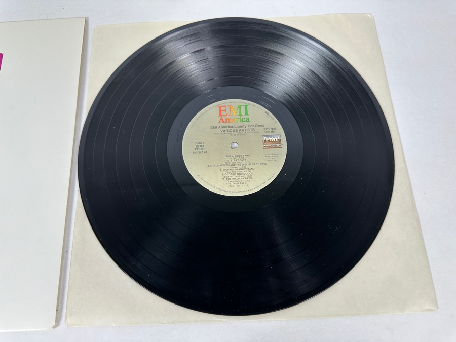 Vintage 1982 EMI America / Liberty Hot Ones Various Artists Compilation EMI America Records SPRO-9865 Vinyl Record [Photo 3]