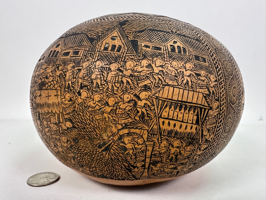 Vintage Intricately Carved Gourd 7W [Photo 5]