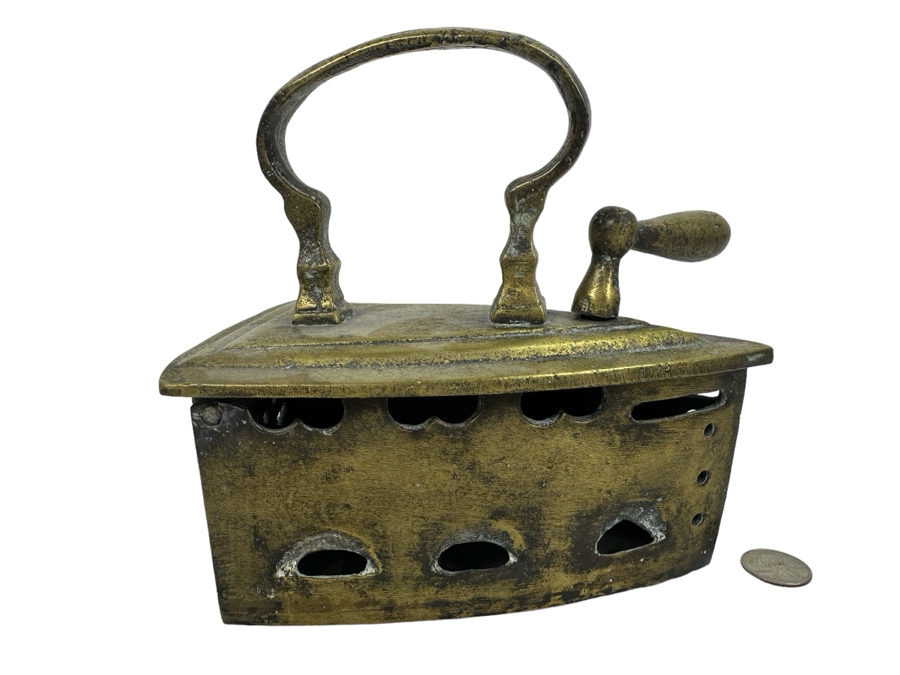 Old Brass Iron Marked EI 7W X 4D X 7.5H