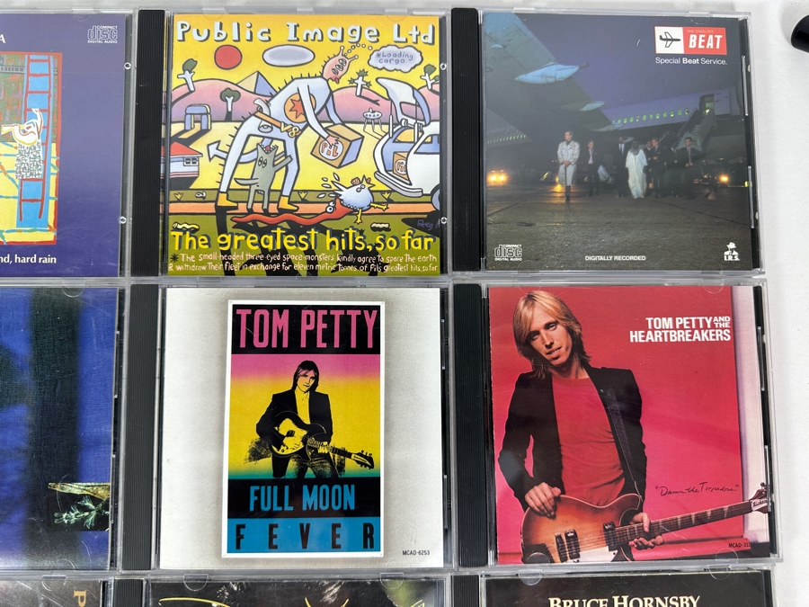 (30) Music CDs: Various Artists - See Photos [Photo 4]