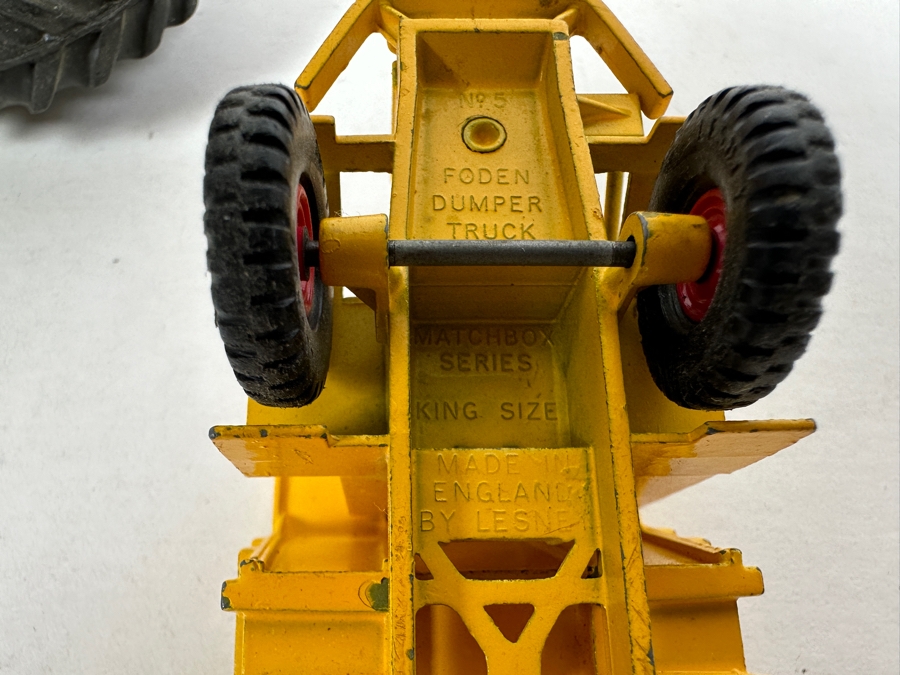 Vintage Hubley Cast Iron Tractor & Matchbox Foden Dumper Truck No. 5 [Photo 9]