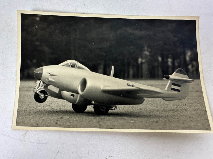 Vintage Hand Painted Gloster Meteor F4 Plane Model With Postcard 8L X 9W [Photo 13]