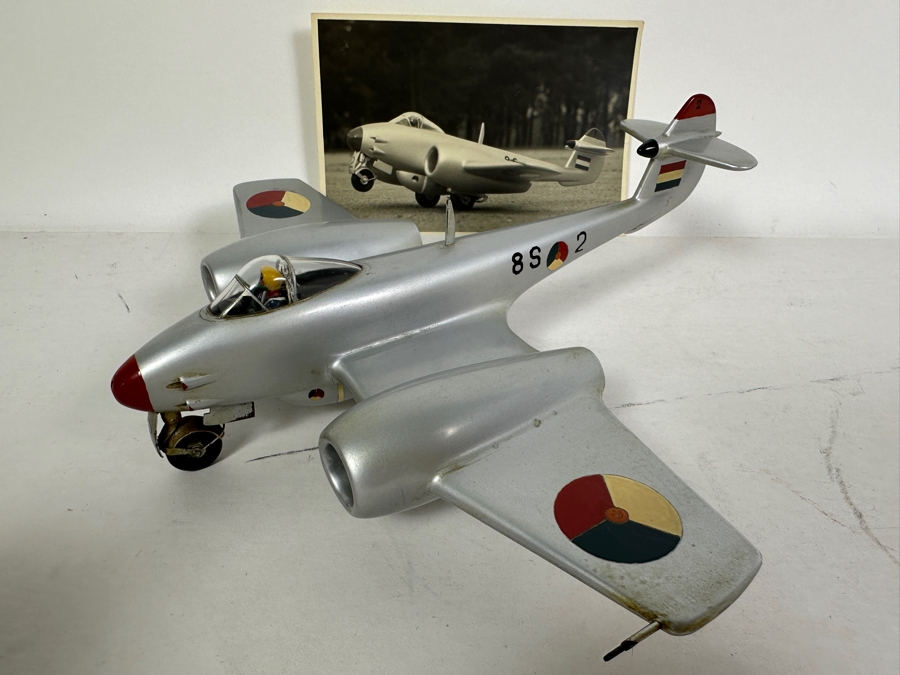 Vintage Hand Painted Gloster Meteor F4 Plane Model With Postcard 8L X 9W [Photo 3]