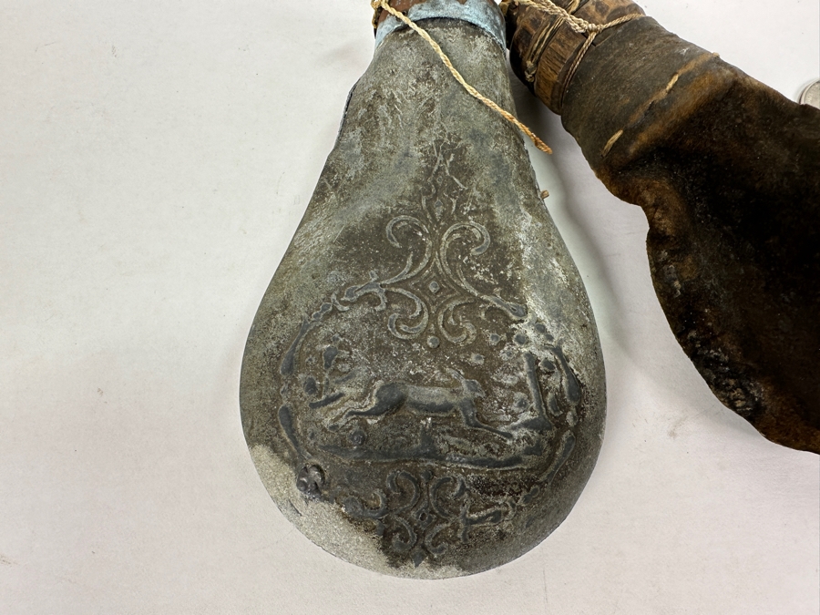 Vintage Metal Civil War Era Metal Powder Flask (R) And Leather Flask (L) [Photo 7]