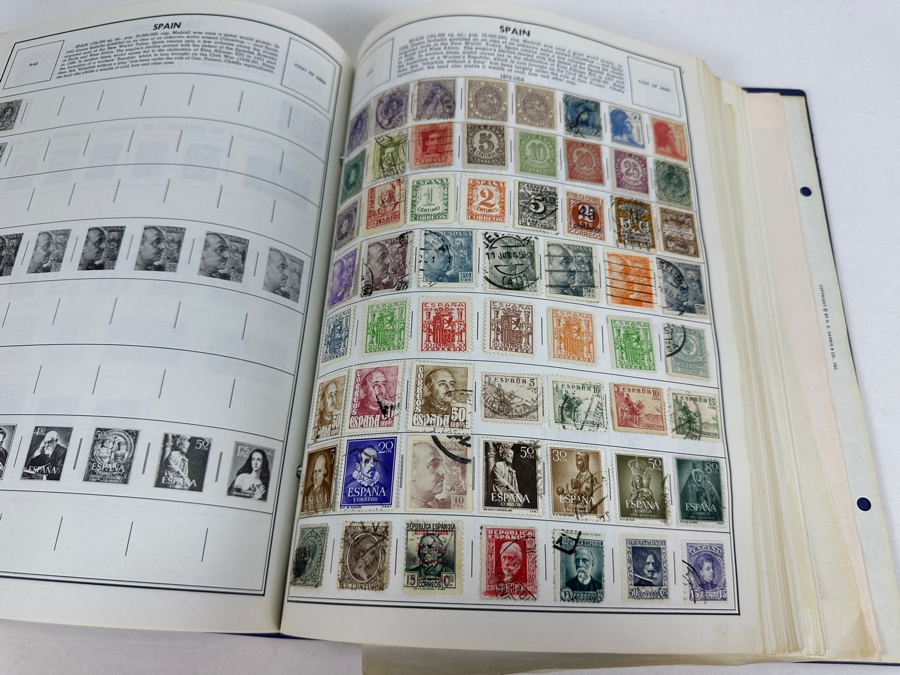 Statesman Deluxe Album Spaces For Nearly 30,000 Postage Stamps Of The World Including The United States - See Photos For Sampling [Photo 16]