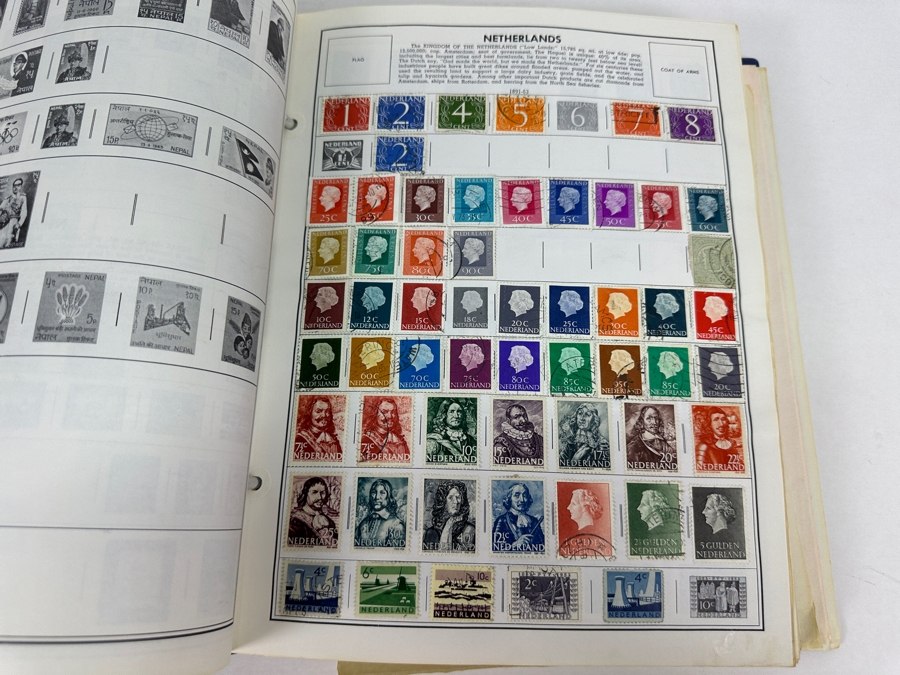 Statesman Deluxe Album Spaces For Nearly 30,000 Postage Stamps Of The World Including The United States - See Photos For Sampling [Photo 12]