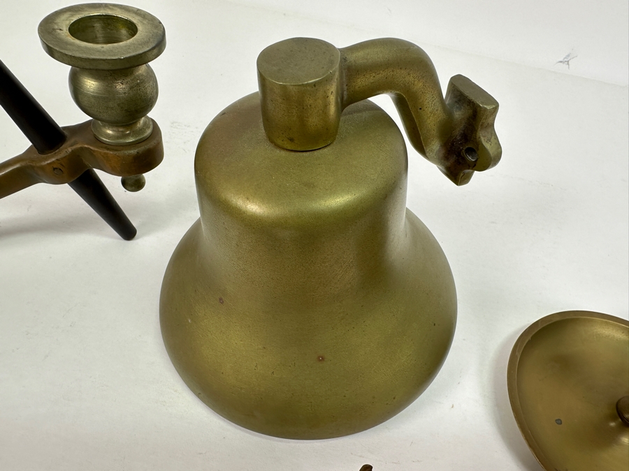 Vintage Brass Decor Lot: Skeleton Keys, Ship's Propeller Candle Holder, Horsehead Coat Hanger, Bell, Ship's Anchor Candle Holder & Candle Holder [Photo 6]