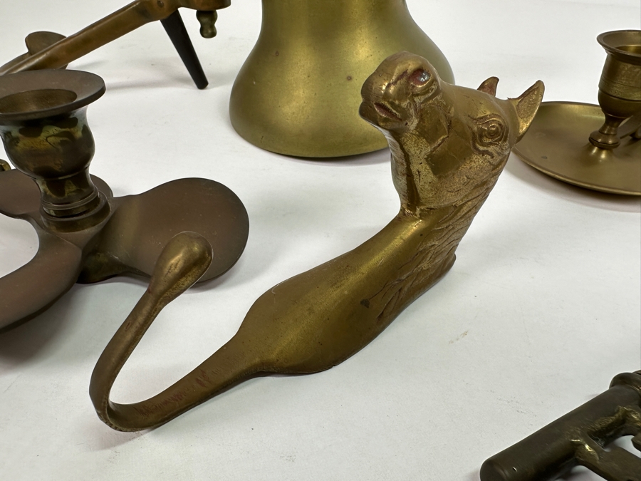 Vintage Brass Decor Lot: Skeleton Keys, Ship's Propeller Candle Holder, Horsehead Coat Hanger, Bell, Ship's Anchor Candle Holder & Candle Holder [Photo 7]