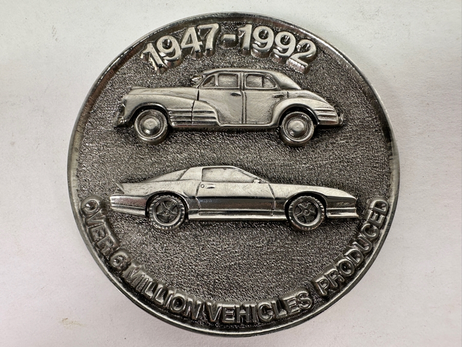General Motors Van Nuys California 1947-1992 Over 6 Million Vehicles Produced 3' Medallion With Display Stand And Pin [Photo 5]