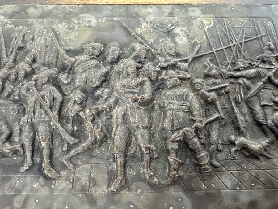 Repousse Silverplate Top Depicting Rembrandt's Night Watch Scene Wooden Box From Holland Voorschoten 6W X 4.5D X 2.25H [Photo 5]