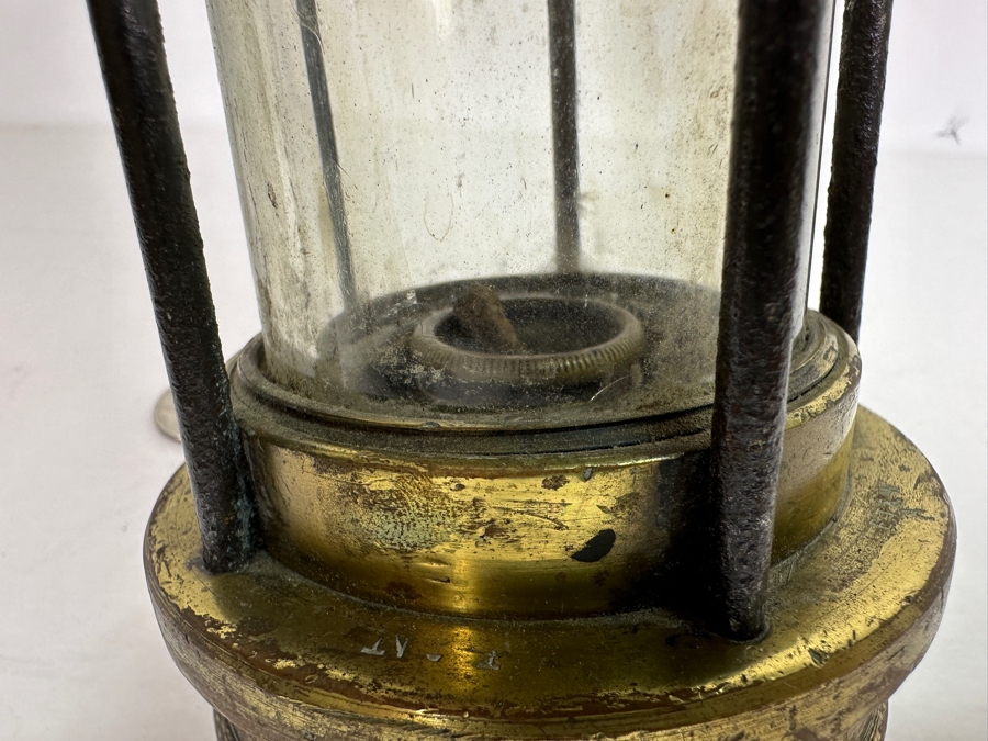Antique E. Thomas & Williams Ltd. Type No. 4 Miner's Brass Oil Lamp Makers Aberdare 11.5H [Photo 12]