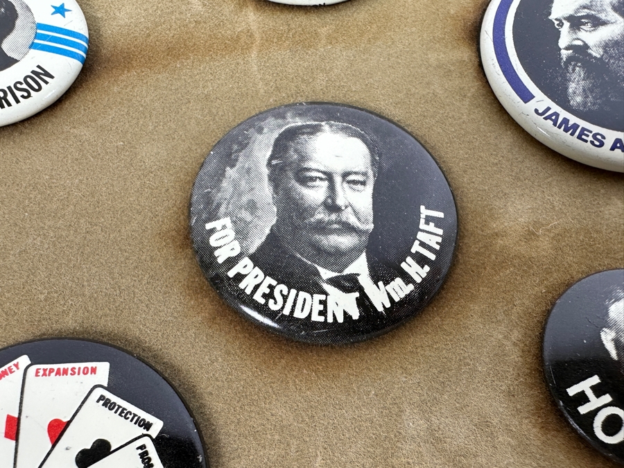 Collection Of Old United States Presidential Campaign Buttons With Display Frame - See Photos [Photo 19]