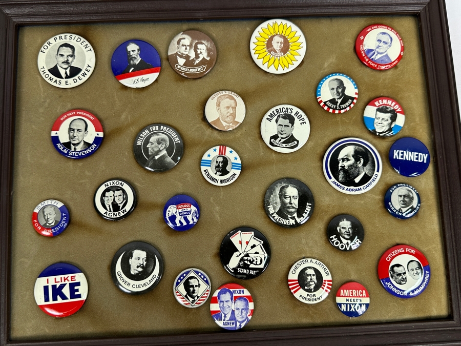 Collection Of Old United States Presidential Campaign Buttons With Display Frame - See Photos [Photo 26]