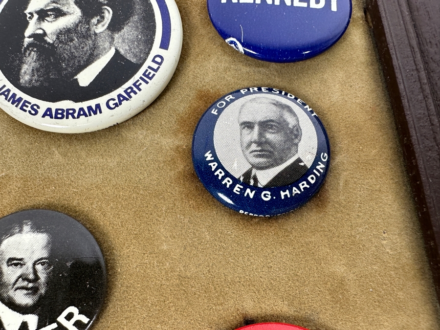 Collection Of Old United States Presidential Campaign Buttons With Display Frame - See Photos [Photo 17]