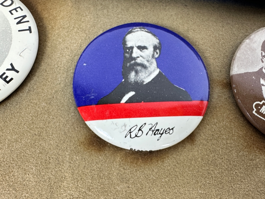Collection Of Old United States Presidential Campaign Buttons With Display Frame - See Photos [Photo 4]