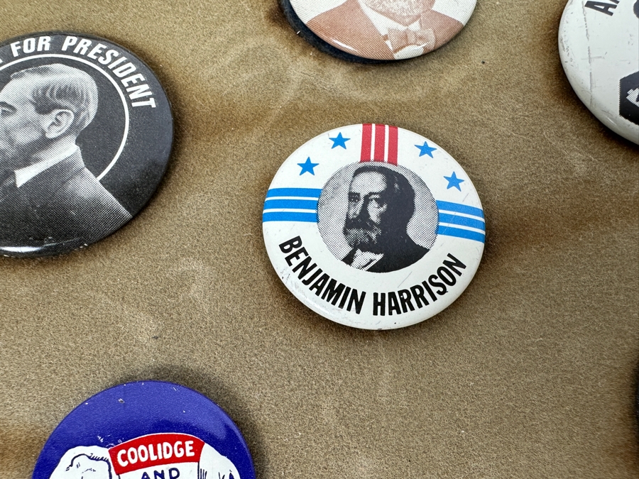 Collection Of Old United States Presidential Campaign Buttons With Display Frame - See Photos [Photo 15]