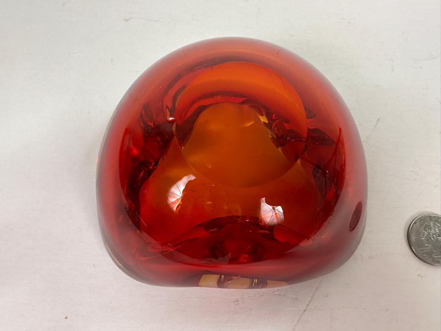 Vintage Mid-Century Murano Italian Ashtray 5W X 2H [Photo 10]