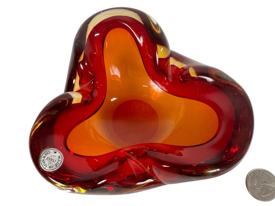Vintage Mid-Century Murano Italian Ashtray 5W X 2H [Photo 1]
