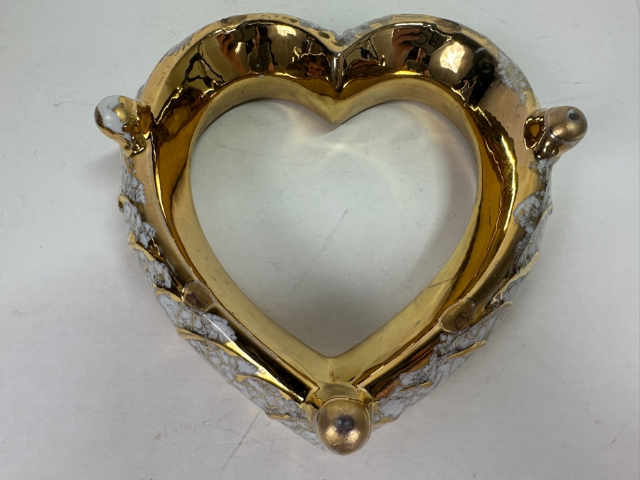 Heart Shaped Hand Painted Ceramic Vase 6.5W X 7D X 2H [Photo 6]