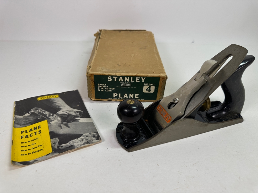 Vintage Stanley #4 Plane With Instructions And Damaged Box [Photo 2]