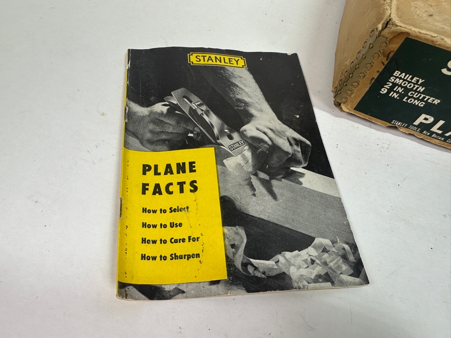 Vintage Stanley #4 Plane With Instructions And Damaged Box [Photo 10]