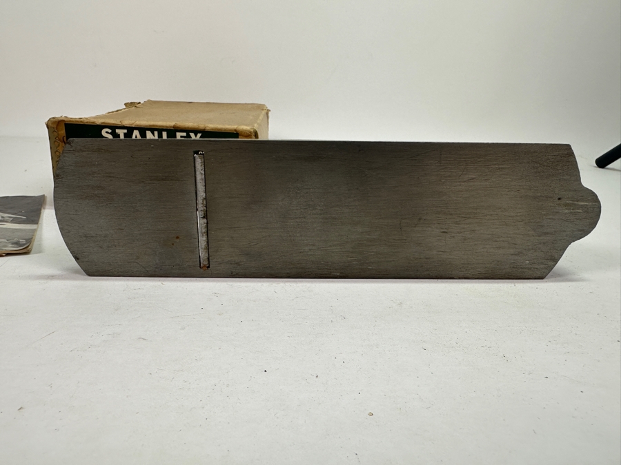 Vintage Stanley #4 Plane With Instructions And Damaged Box [Photo 8]