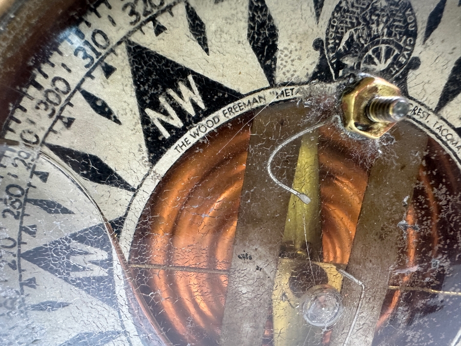 Vintage The Wood Freeman 'Metal Marine Pilot' Fircrest Tacoma, WA 'It Holds The Course You Give It' Brass Compass 7.5W X 7D X 9.25H [Photo 9]