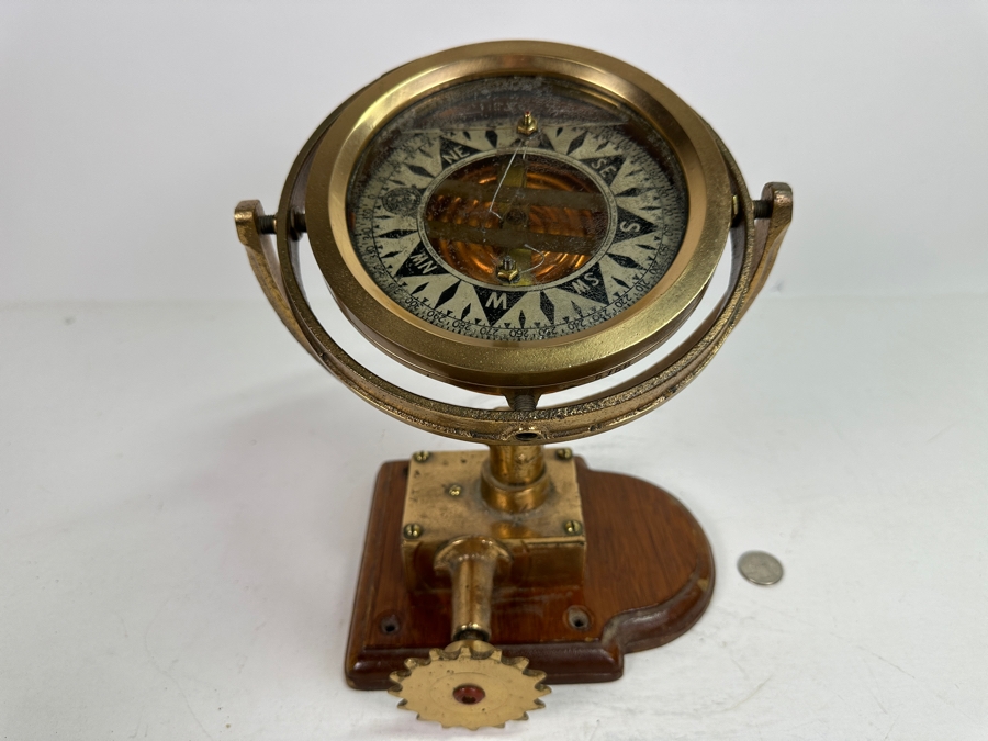 Vintage The Wood Freeman 'Metal Marine Pilot' Fircrest Tacoma, WA 'It Holds The Course You Give It' Brass Compass 7.5W X 7D X 9.25H [Photo 3]
