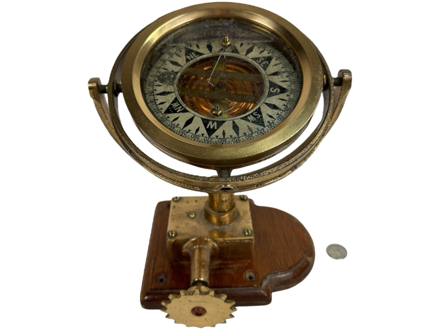 Vintage The Wood Freeman 'Metal Marine Pilot' Fircrest Tacoma, WA 'It Holds The Course You Give It' Brass Compass 7.5W X 7D X 9.25H [Photo 2]