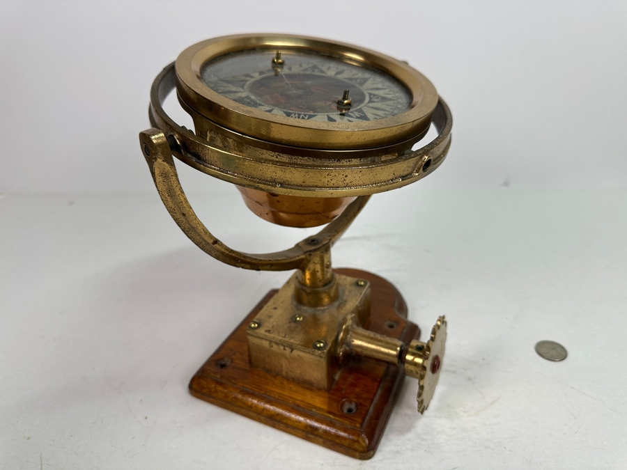 Vintage The Wood Freeman 'Metal Marine Pilot' Fircrest Tacoma, WA 'It Holds The Course You Give It' Brass Compass 7.5W X 7D X 9.25H [Photo 26]