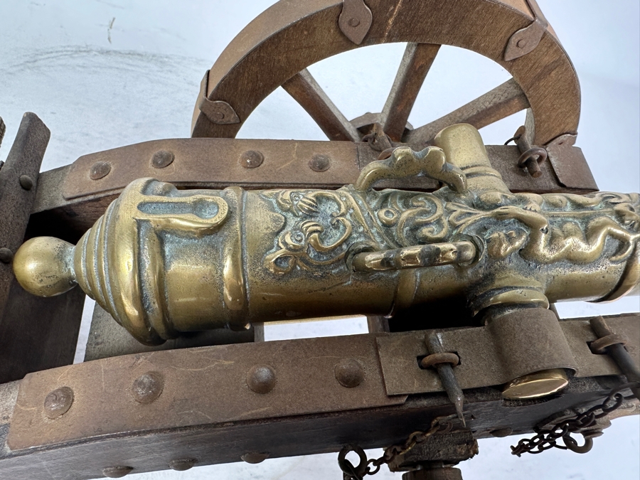 Large Vintage Italian Solid Brass Field Cannon Model With Wooden Carriage Cart Made In Italy 16'L X 6'H [Photo 6]