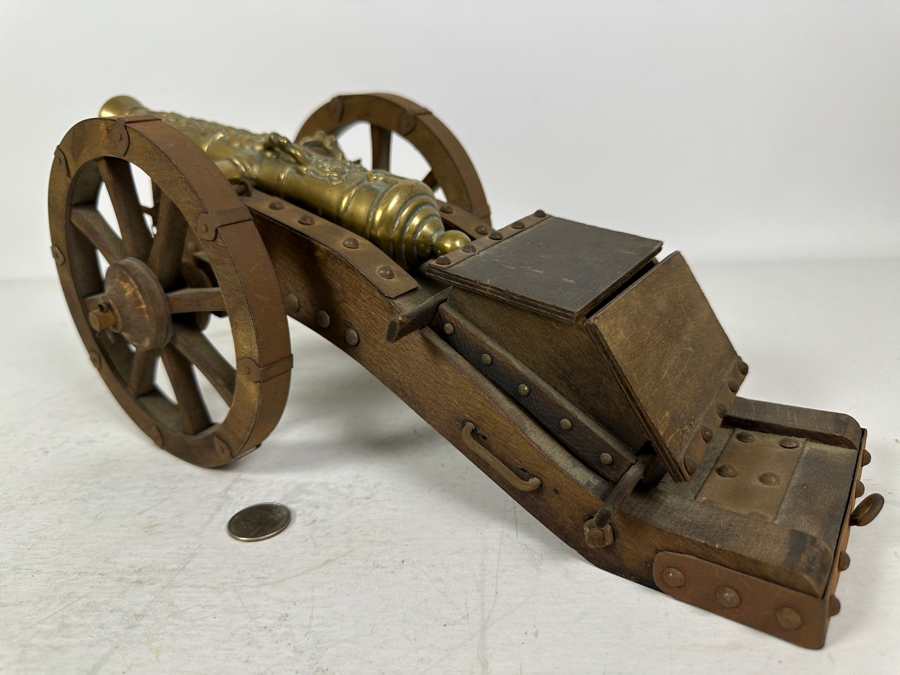 Large Vintage Italian Solid Brass Field Cannon Model With Wooden Carriage Cart Made In Italy 16'L X 6'H [Photo 12]