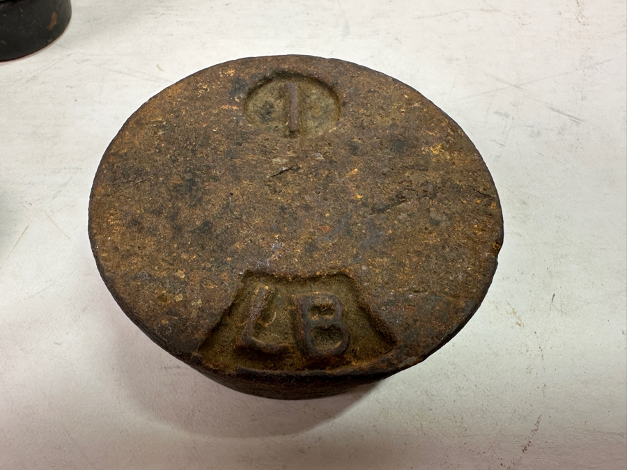 Antique Cast Iron Balance Scale K. K. 20'W With Set Of Antique Brass Weights And Cast Iron Weights [Photo 19]