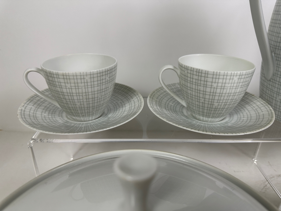 Vintage Mid-Century Arzberg Goldene Medaille German Porcelain China Service Set By Heinrich Loffelhardt - 24 Pieces [Photo 6]