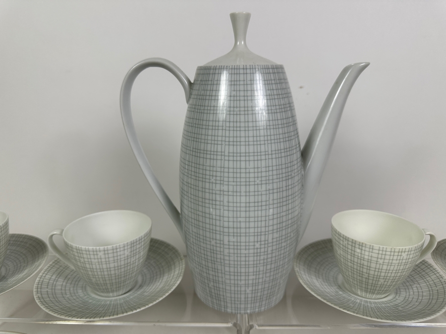 Vintage Mid-Century Arzberg Goldene Medaille German Porcelain China Service Set By Heinrich Loffelhardt - 24 Pieces [Photo 4]