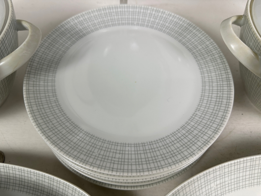 Vintage Mid-Century Arzberg Goldene Medaille German Porcelain China Service Set By Heinrich Loffelhardt - 24 Pieces [Photo 8]