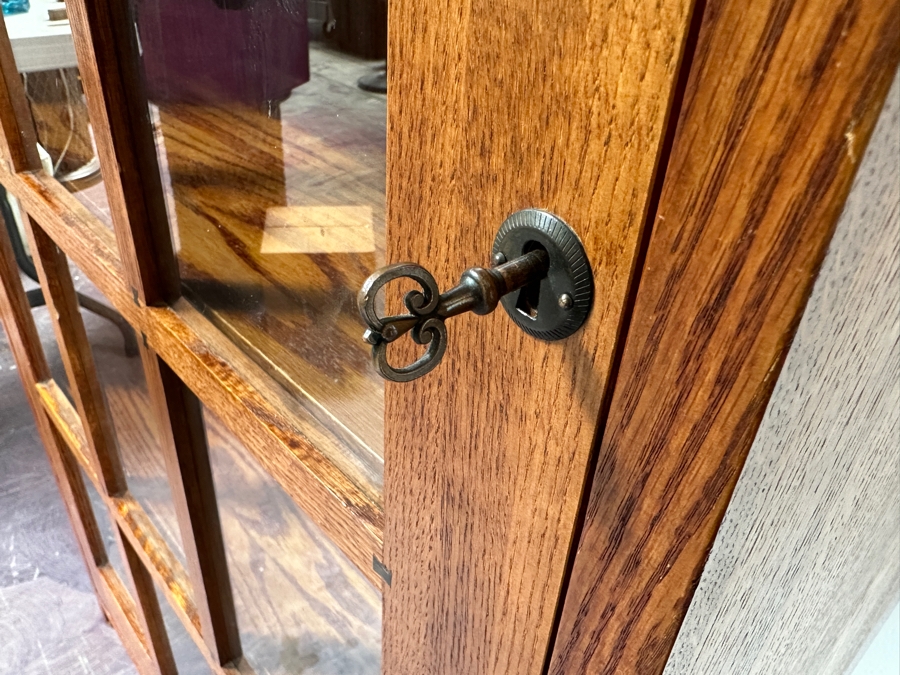 Restoration Hardware Locking Display Case Cabinet Bookcase 32.5W X 13D X 59.5H [Photo 5]