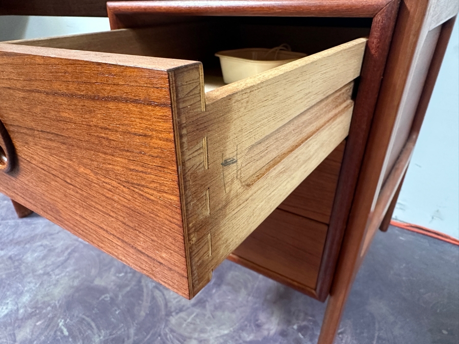 Vintage Mid-Century Danish Modern Teak Desk (Note That The Left Legs Have Hairline Cracks And Needs Repair - See Photos) 45W X 29.5D X 28H [Photo 4]