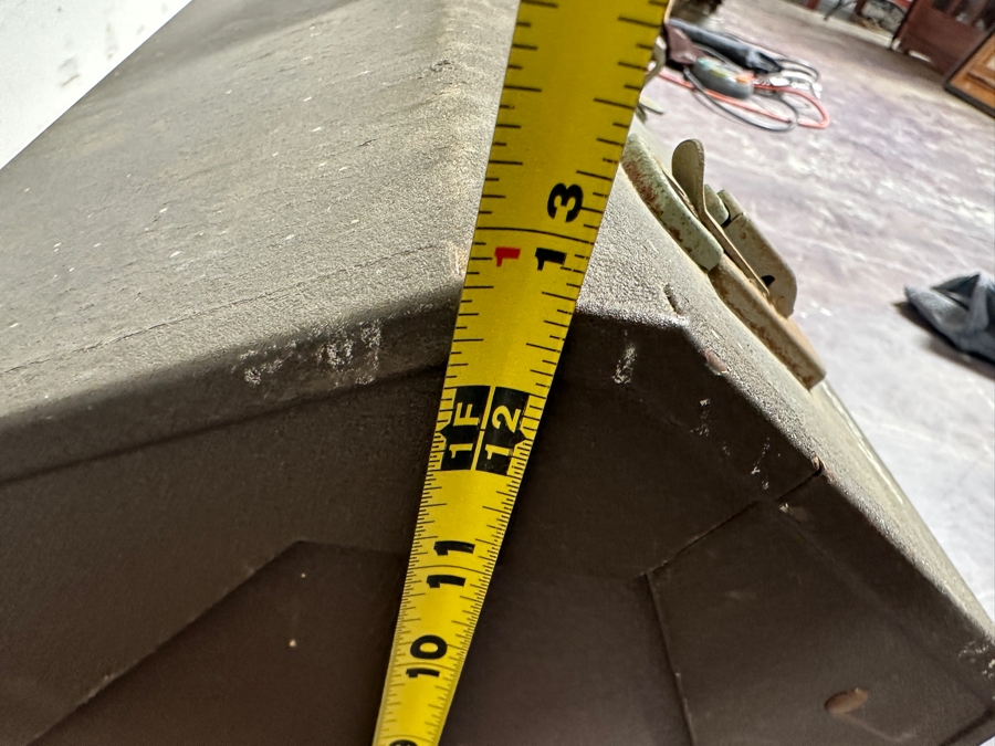 Vintage Kennedy Kits Metal Toolbox Style No. 1022 With Various Electrical Related Items 22W X 10D X 12.5H [Photo 7]