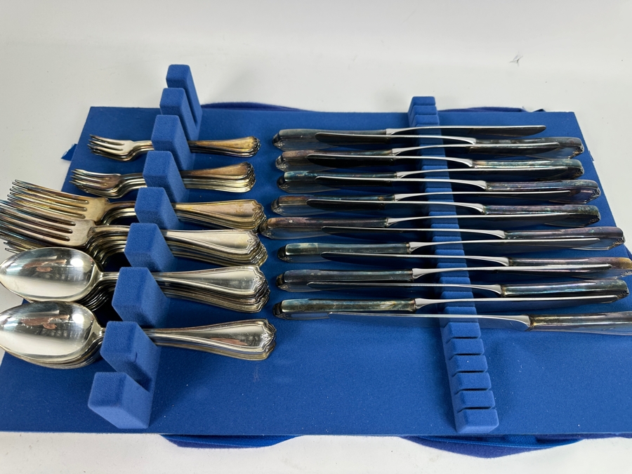 International Silver Silverplate Flatware Set - Approximate Service of 15 [Photo 3]
