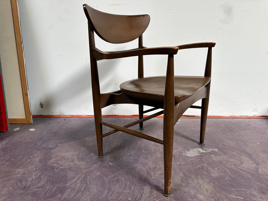 Just Added - Mid-Century Modern Wooden Armchair - Maker / Designer Unknown 21.5W X 19.5D X 31H [Photo 7]